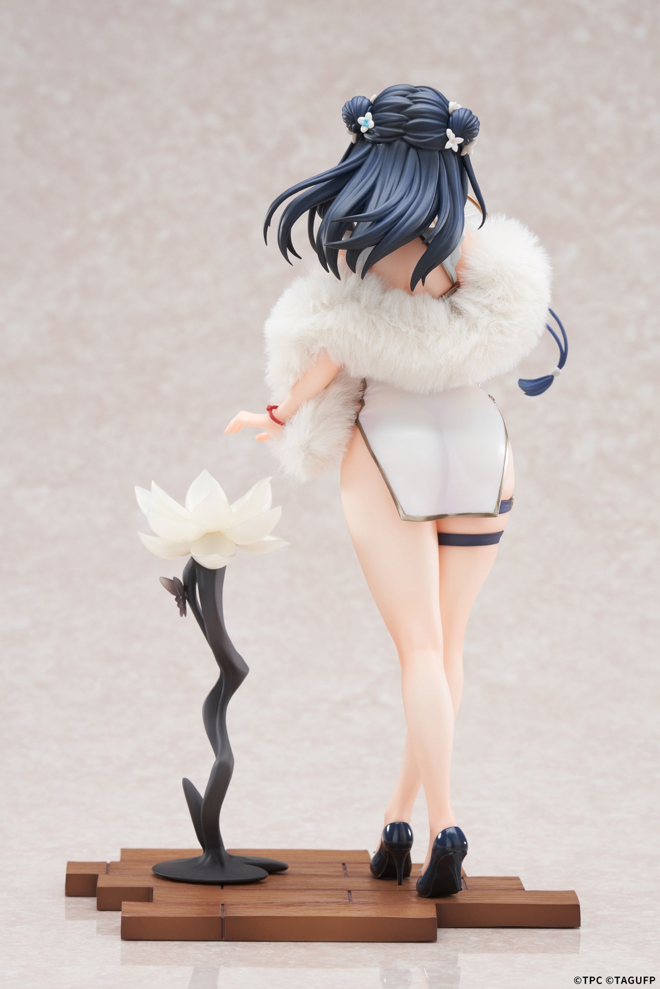 APEX GRIDMAN UNIVERSE Rikka Takarada Chinese Dress Ver 1/7 Figure