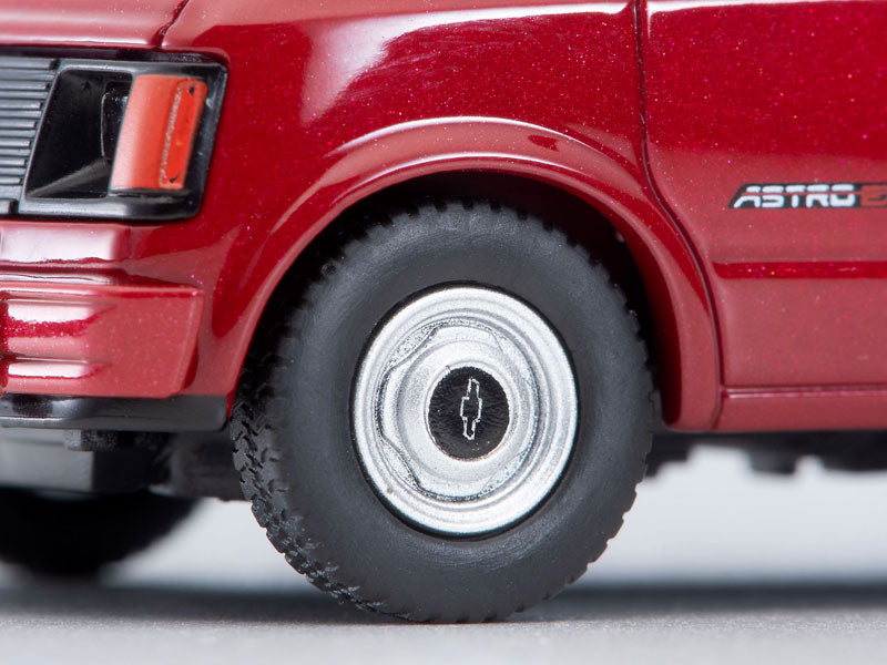 Tomica Limited Vintage NEO 1/64 LV-N344a Chevrolet Astro Van Red