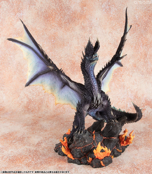 Capcom Builder Creator's Model Blazing Black Dragon Alatreon Figure JAPAN