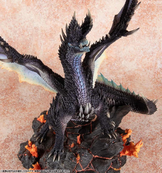 Capcom Builder Creator's Model Blazing Black Dragon Alatreon Figure JAPAN