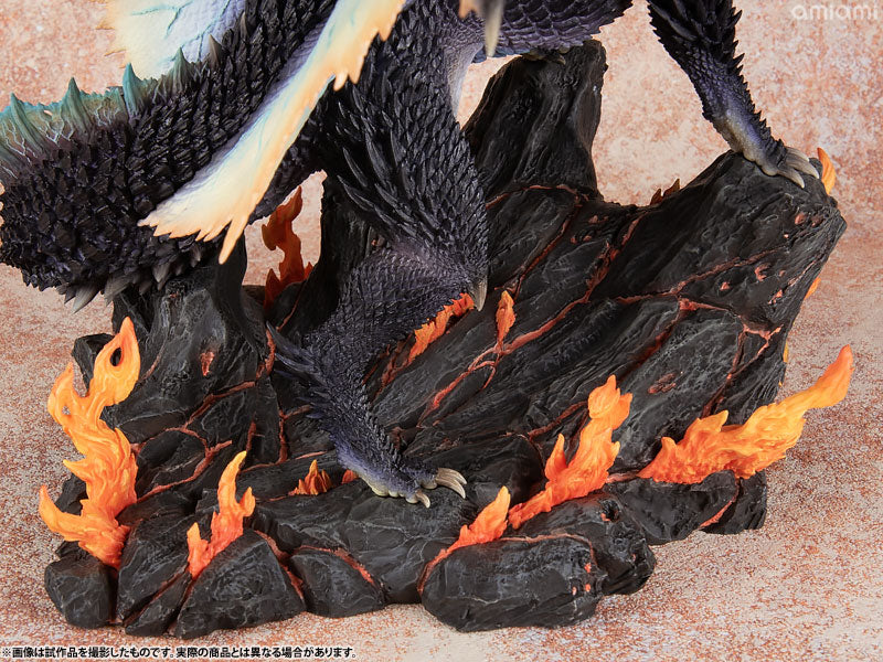 Capcom Builder Creator's Model Blazing Black Dragon Alatreon Figure JAPAN