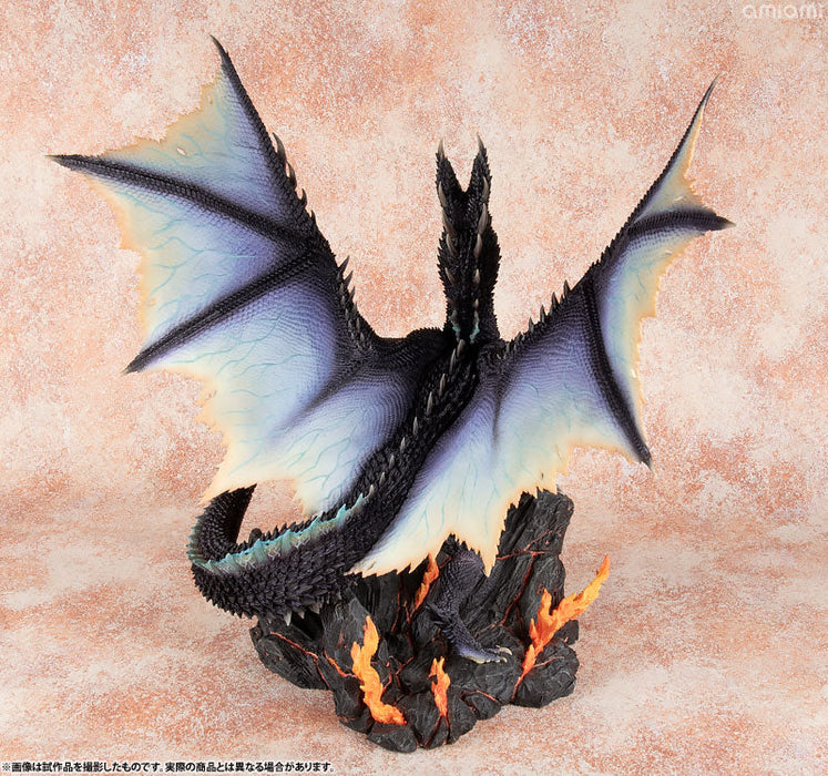 Capcom Builder Creator's Model Blazing Black Dragon Alatreon Figure JAPAN