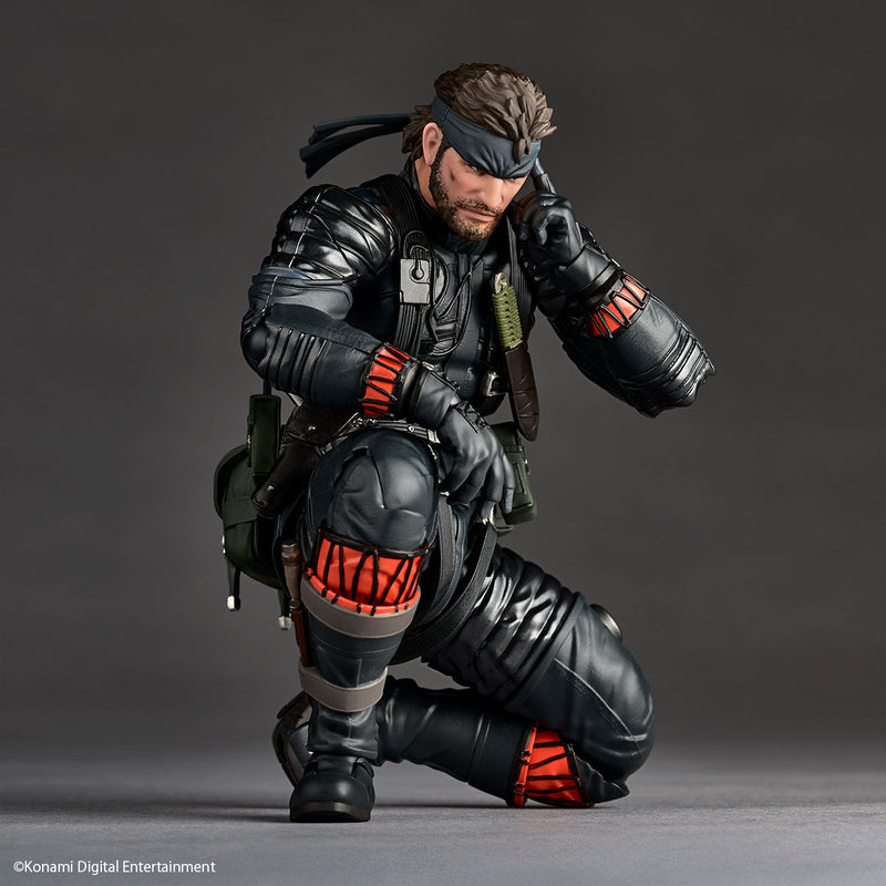 Revoltech Amazing Yamaguchi Naked Snake Sneaking Suit Ver. Action Figure JAPAN