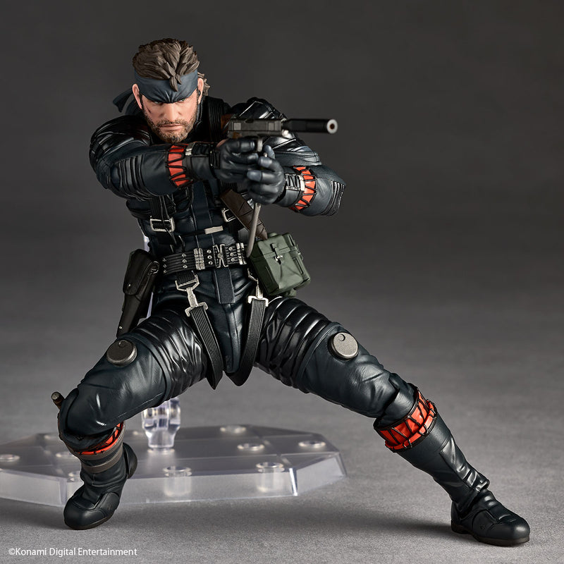 Revoltech Amazing Yamaguchi Naked Snake Sneaking Suit Ver. Action Figure JAPAN