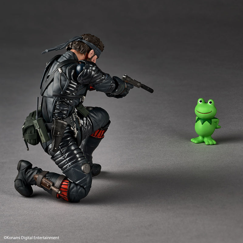 Revoltech Amazing Yamaguchi Naked Snake Sneaking Suit Ver. Action Figure JAPAN