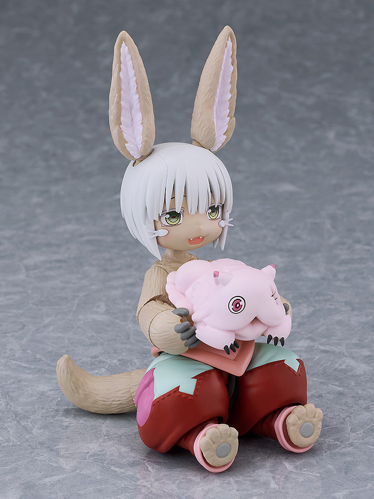 figma Made in Abyss The Golden City of the Scorching Sun Nanachi Action Figure