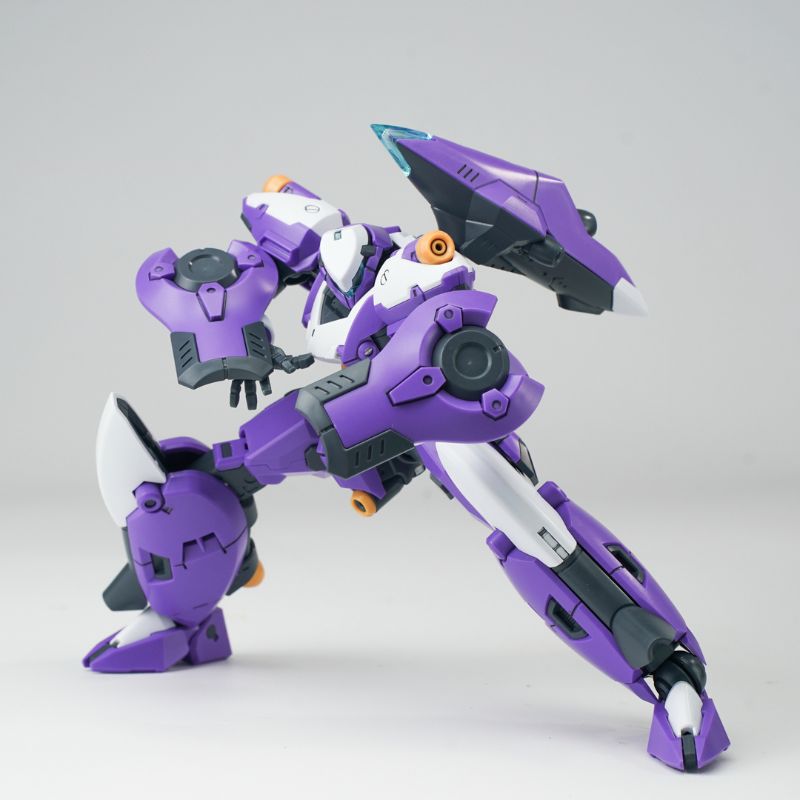 QUANONジオラマ紫 ULTRA ACTION TROOPER Series Franz-alpha Purple x White 1/144 Model
