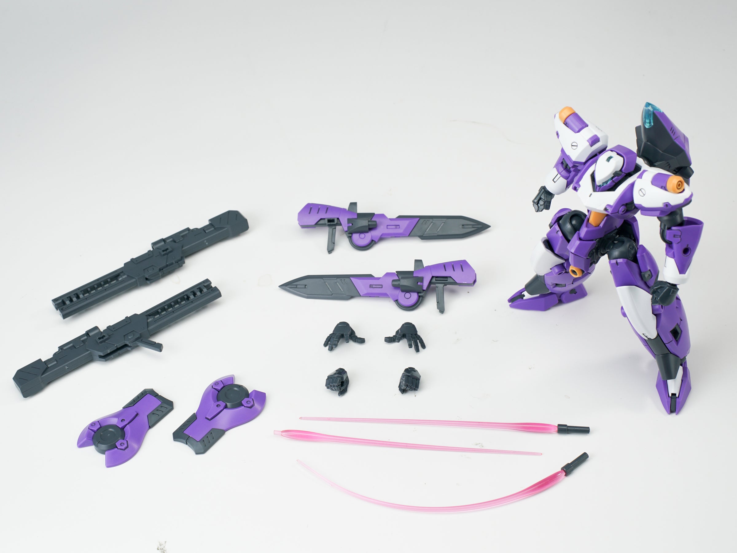 ULTRA ACTION TROOPER Series Franz-alpha Purple x White 1/144 Model