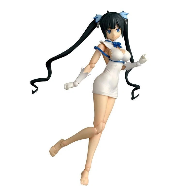 Revoltech Is It Wrong to Try to Pick Up Girls in Dungeon? Hestia Action Figure