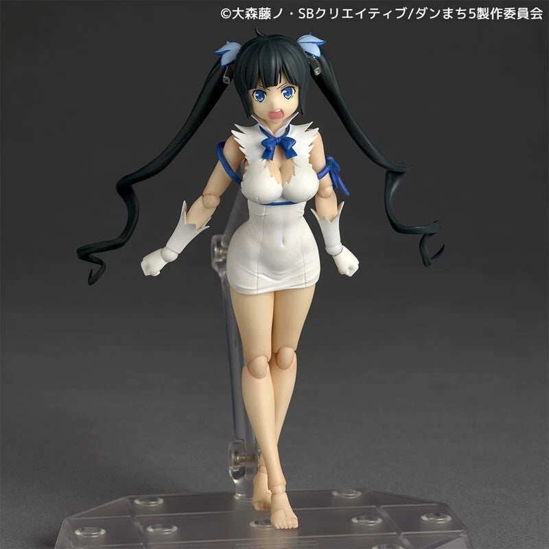 Revoltech Is It Wrong to Try to Pick Up Girls in Dungeon? Hestia Action Figure