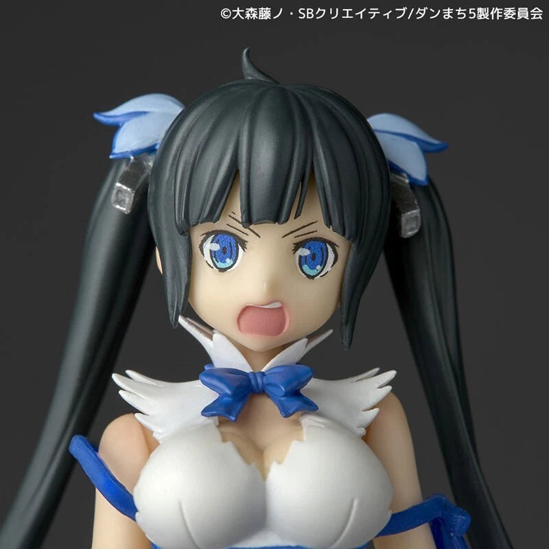 Revoltech Is It Wrong to Try to Pick Up Girls in Dungeon? Hestia Action Figure