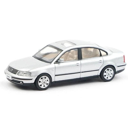 Volkswagen Passat Gen 5 Silver 1/64 Miniature Car JAPAN OFFICIAL