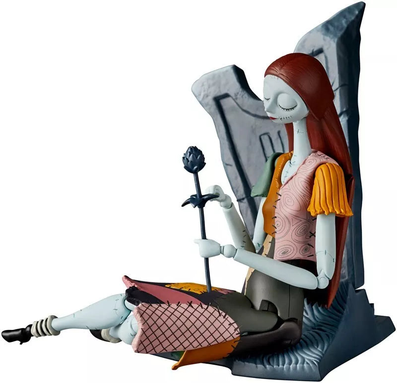 Kaiyodo Revoltech The Nightmare antes de Navidad Figura de acción Sally Japón