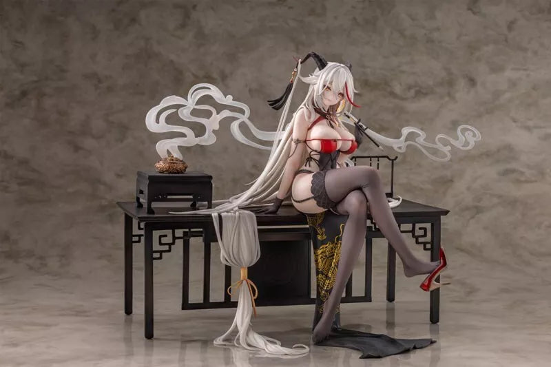 Azur Lane Ager Golden Dragon entre nuvens auspiciosas ver. 1/6 Figura Japão