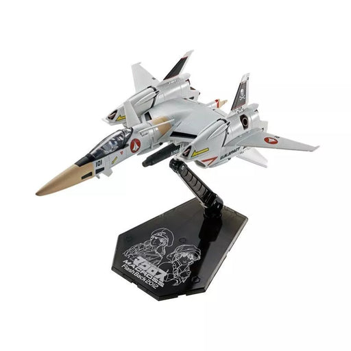 BANDAI The Super Dimension Fortress Macross Lightning III VF-4 Action Figure