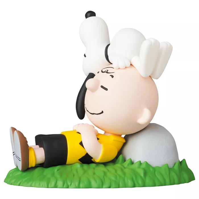 Ultra detalhe Figura No.681 Série de Peanuts 13 Charlie Brown & Snoopy Japan