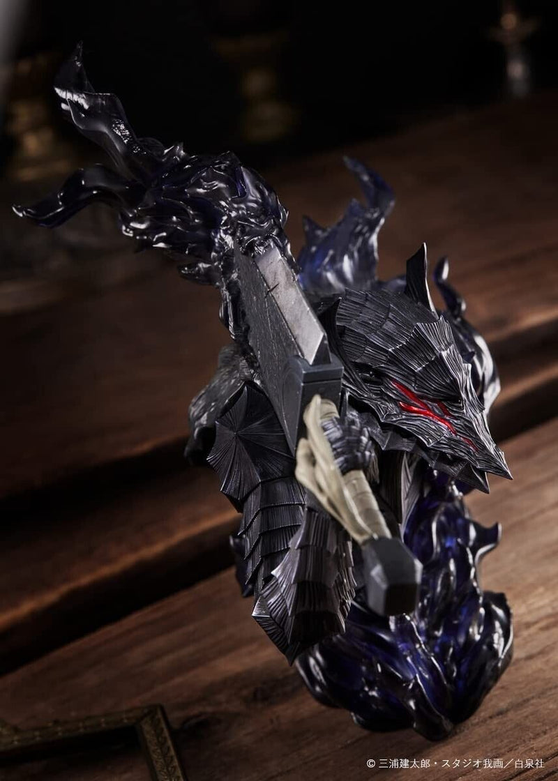 Berserk 42 Comic Special Package Edition com Guts Berserker Armour Bust Fig