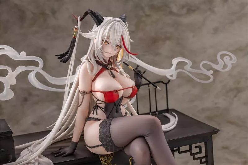 Azur Lane Ager Golden Dragon entre nuvens auspiciosas ver. 1/6 Figura Japão