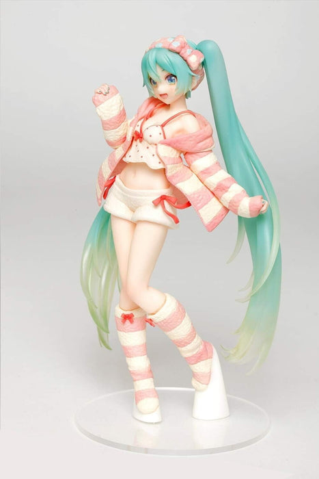 Taito Hatsune Miku Costumes Room Wear ver. Figure JAPAN OFFICIAL