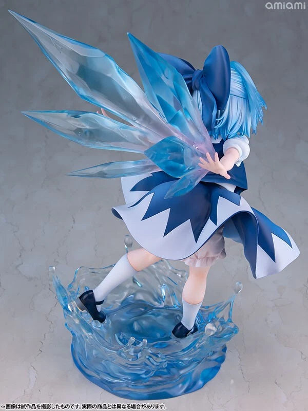 Furyu Cirno Illustration par Uuzan 1/7 Figure Japon Officiel