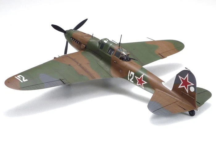 Tamiya Warbird No.81 Soviet Air Force Ilyushin IL-2 Shturmovik 1/72 Model Kit