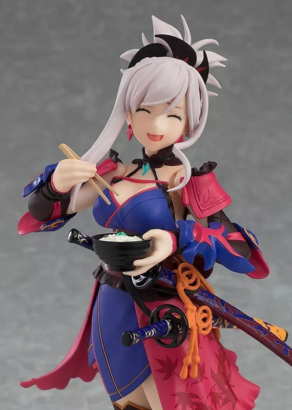 figma Fate/Grand Order Saber Musashi Miyamoto Figurine JAPON OFFICIEL