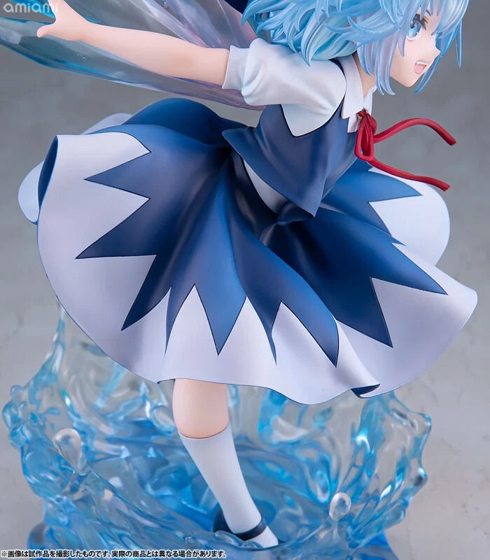 Furyu Cirno Illustration par Uuzan 1/7 Figure Japon Officiel