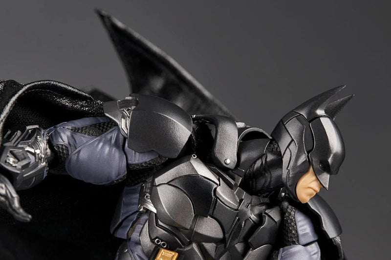 Kaiyodo Revoltech Amazing Yamaguchi Batman Arkham Knight ver Action Figure JAPAN