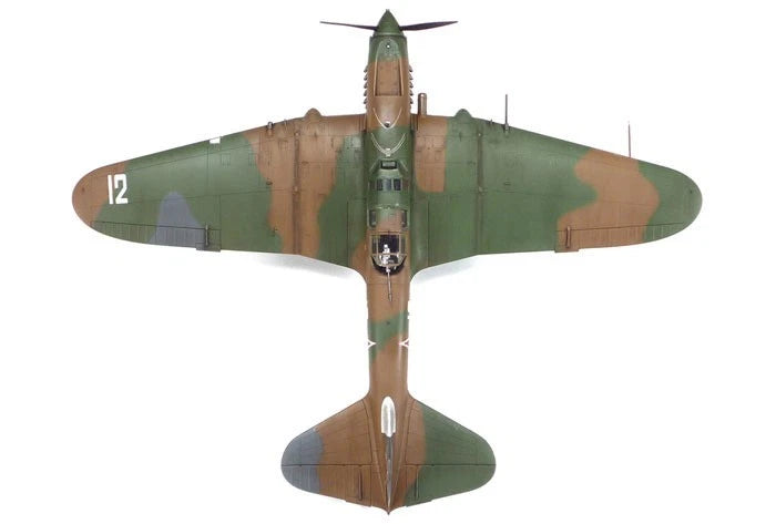 Tamiya Warbird No.81 Soviet Air Force Ilyushin IL-2 Shturmovik 1/72 Model Kit