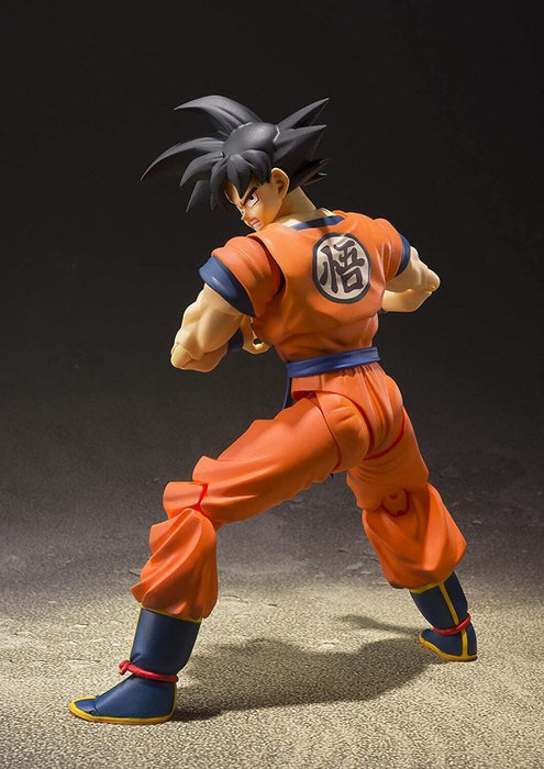 BANDAI S.H.Figuarts DRAGON BALL Son Goku Saiyan raised on earth Action Figure