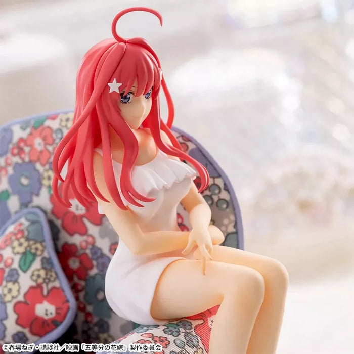 SEGA O Quintessential Quintuplets Itsuki Nakano Premium Chokonose Figura Japão