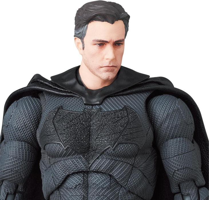 MEDICOM TOY DC Comics MAFEX Action Figure Batman Tactical Suit (Zack Snyder´s Justice League Ver.) 16 cm MEDICOM TOY DC Comics MAFEX Action Figure Batman Tactical Suit (Zack Snyder´s Justice League Ver.) 16 cm