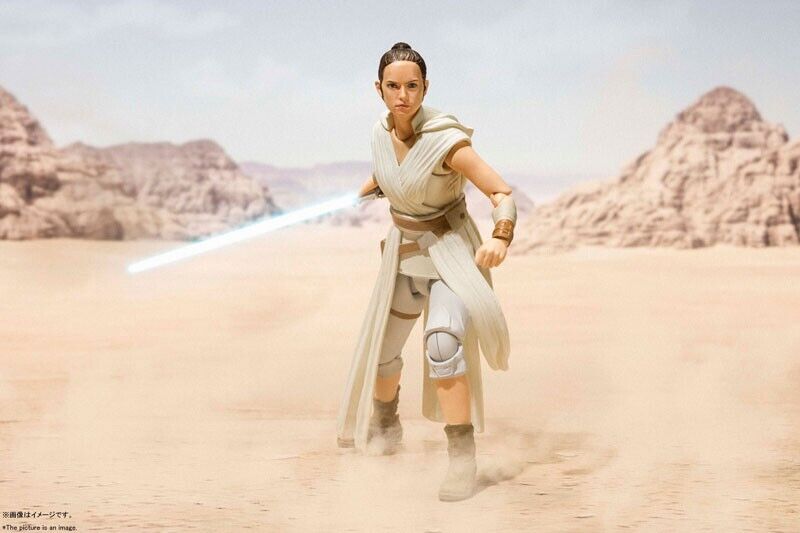 Bandai S.H.Figuarts Star Wars: Der Aufstieg von Skywalker Rey & D-O-Aktionfigur