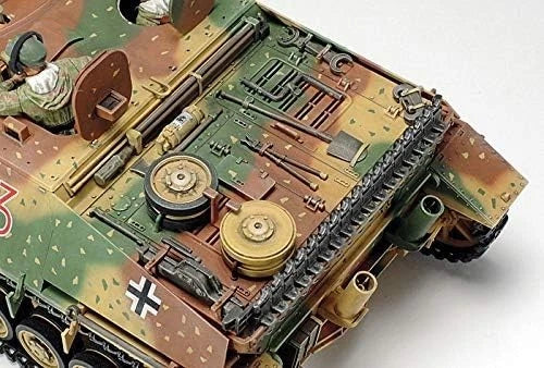 Tamiya 1/35 Military Miniature Series No. 340 JAGDPANZER IV 70 V LANG Model Kit