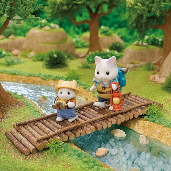 Epoch Sylvanian Families Doki Doki Exploration Set Latte Cat Siblings Doll Ko-76