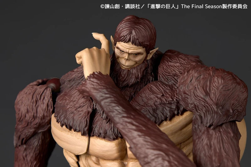 Kaiyodo Revoltech Amazing Yamaguchi Attack on Titan Beast Titan Action Figure