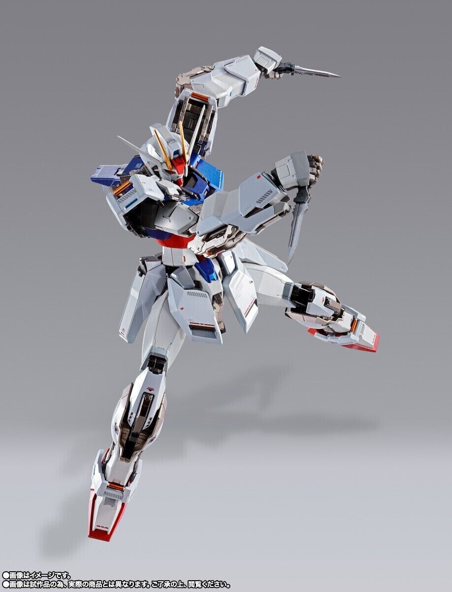 BANDAI METAL BUILD STRIKE GUNDAM HELIPOLIS ROLLOUT Ver. Action