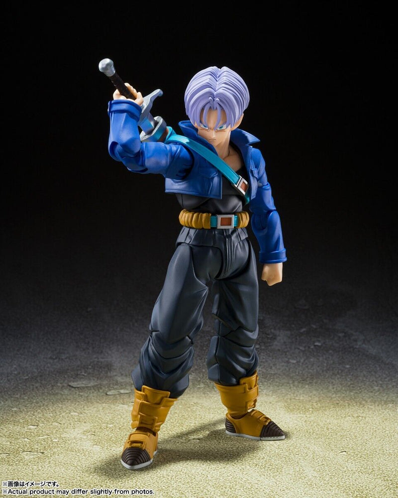 S.H.Figuarts Dragon Ball Z Super Saiyan Trunks Boy from the Future Action Figure