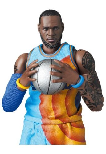 MAFEX No.197 LeBron James Space Jam: A New Legacy Ver. Actiefiguur ZA-527