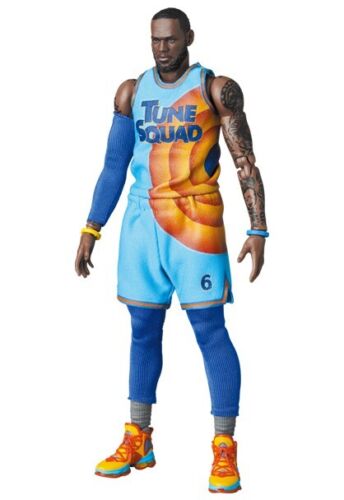 MAFEX No.197 LeBron James SPACE JAM: A NEW LEGACY Ver. Action Figure ZA-527