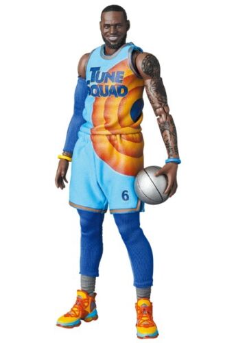 MAFEX No.197 LeBron James SPACE JAM: A NEW LEGACY Ver. Action Figure ZA-527